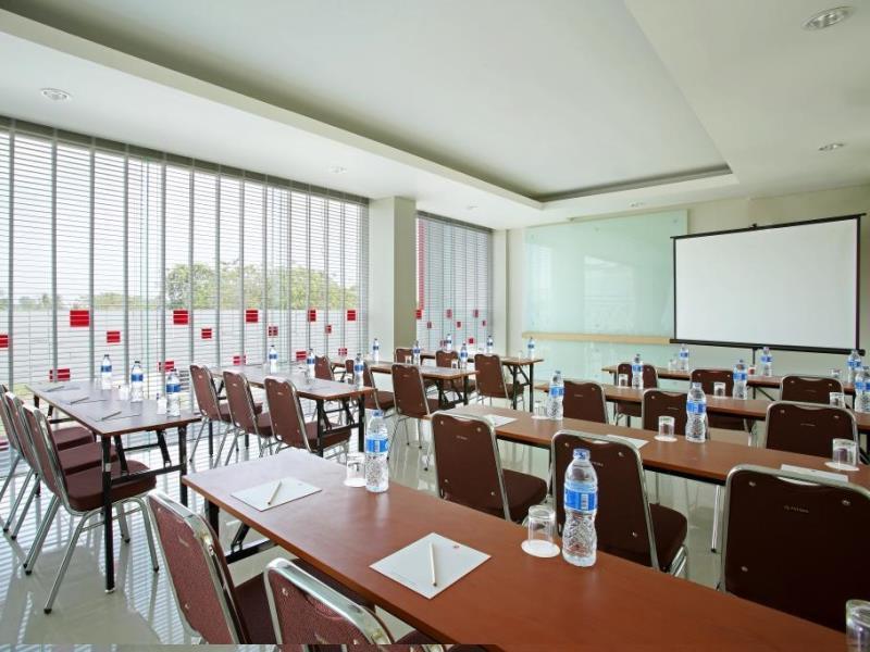 Amaris Hotel Bekasi Barat Dış mekan fotoğraf
