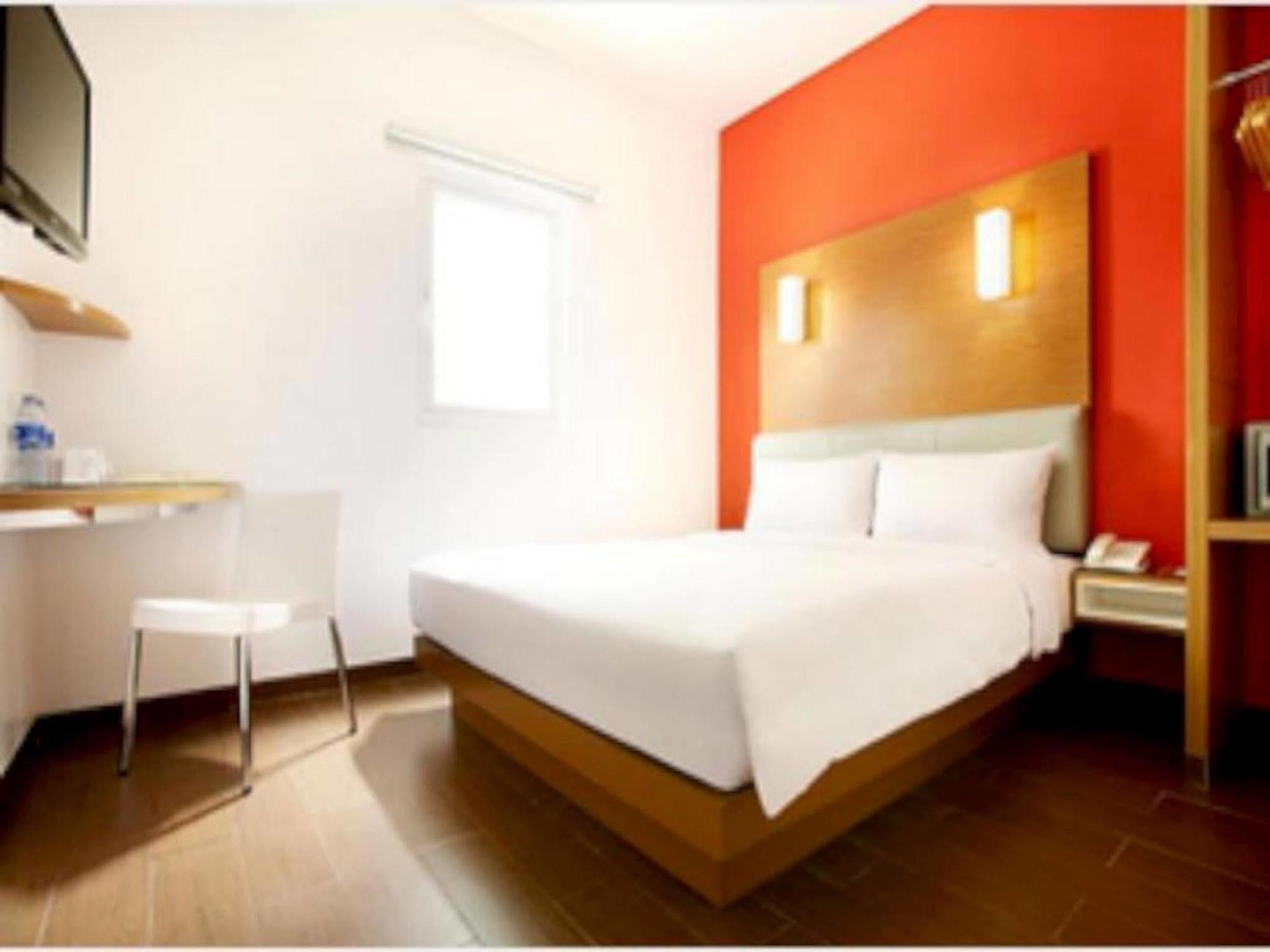 Amaris Hotel Bekasi Barat Dış mekan fotoğraf